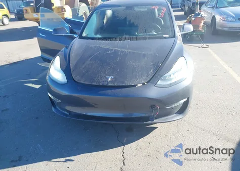 2018 Tesla Model 3 Long Range/Performance from USA, damaged, VIN 5YJ3E1EB7JF144792